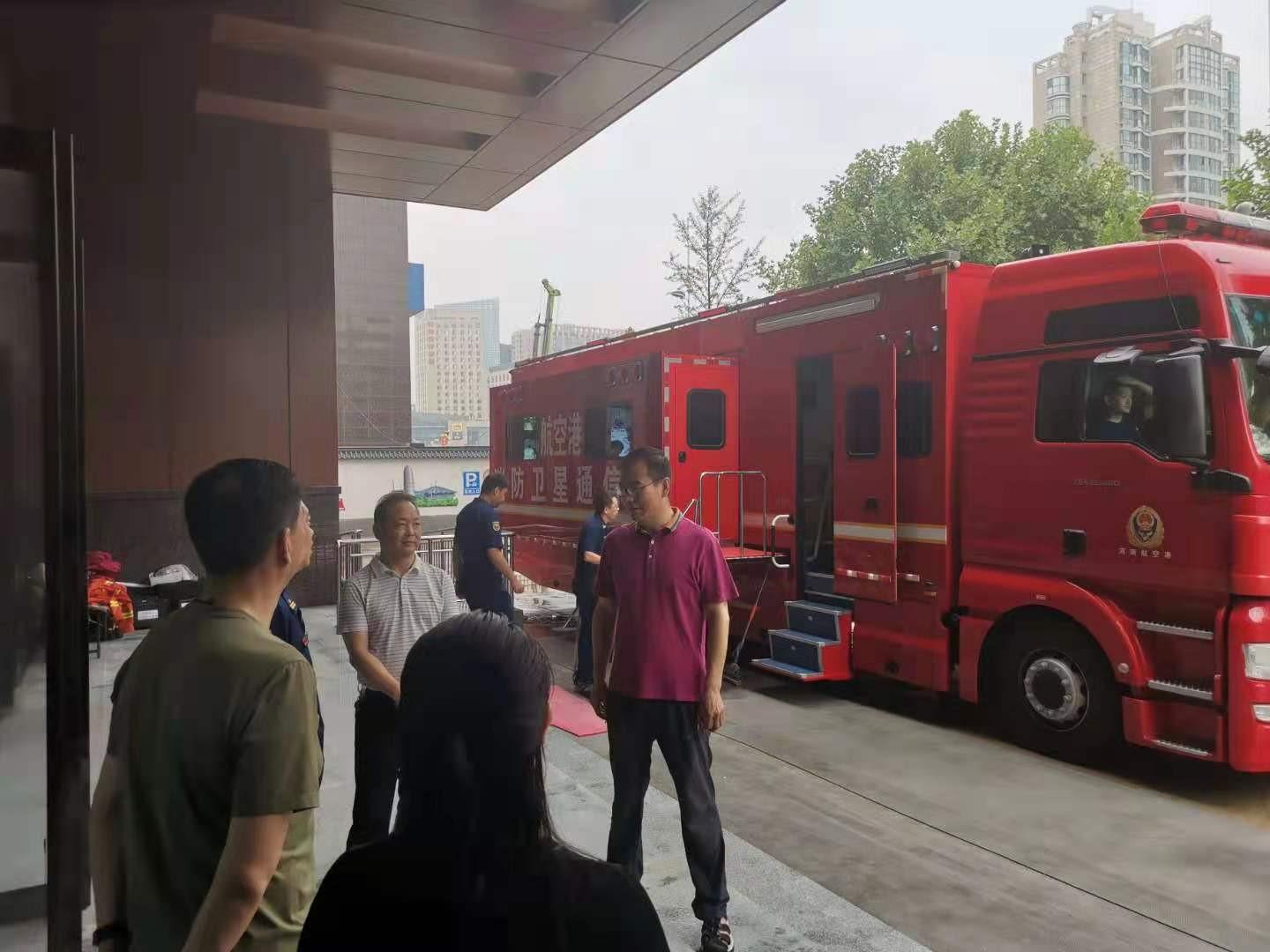卫星电话价格及与远方的联系牵挂